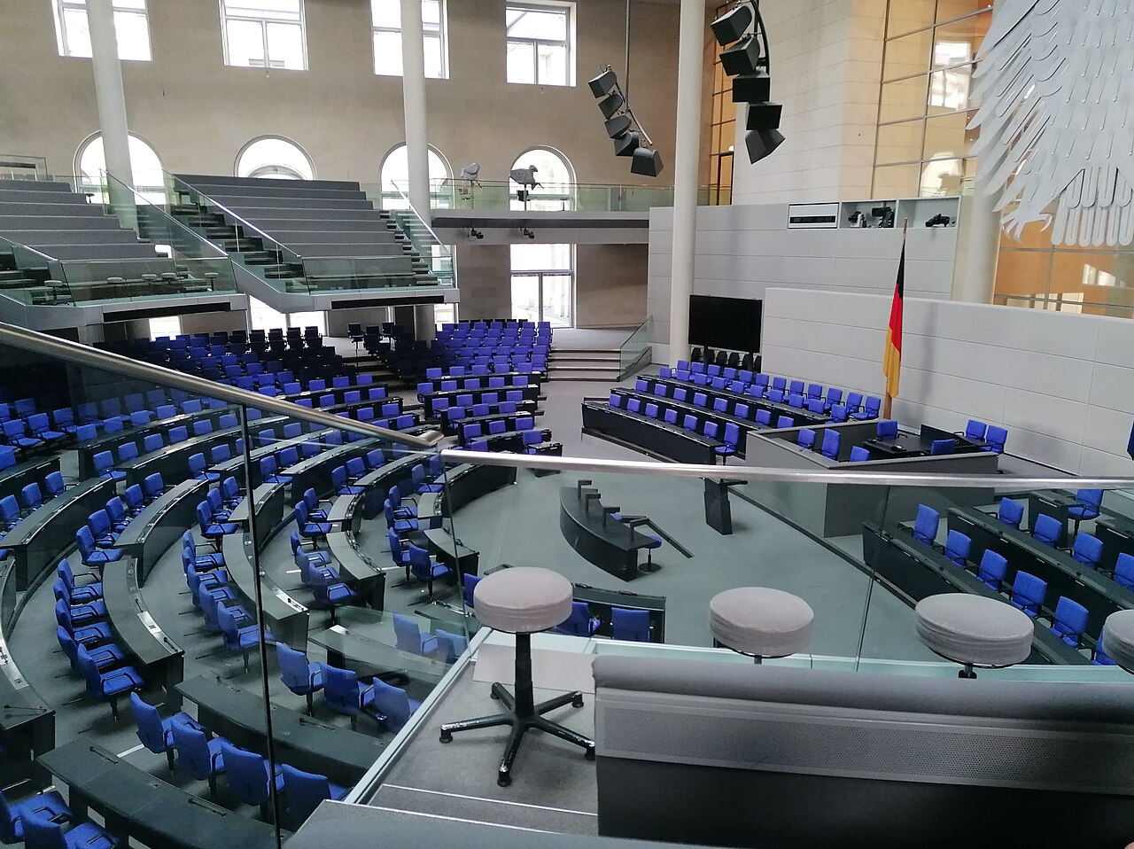 Duitsland worstelt met zijn zelfidentificatiewet: AfD wil hem intrekken, CDU zoekt een middenweg